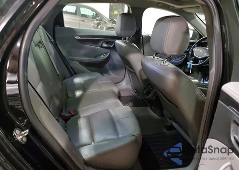 2018 Chevrolet Impala Lt z USA, uszkodzony, nr VIN 2G1105S31J9122973